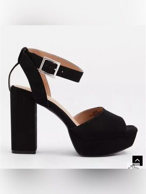 Torrid Black Platform Ankle Strap Heels size 9
